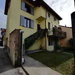 B&B Como Lake Cottage Couette-café