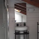 住宿加早餐酒店 B&B Como Lake Cottage 3*