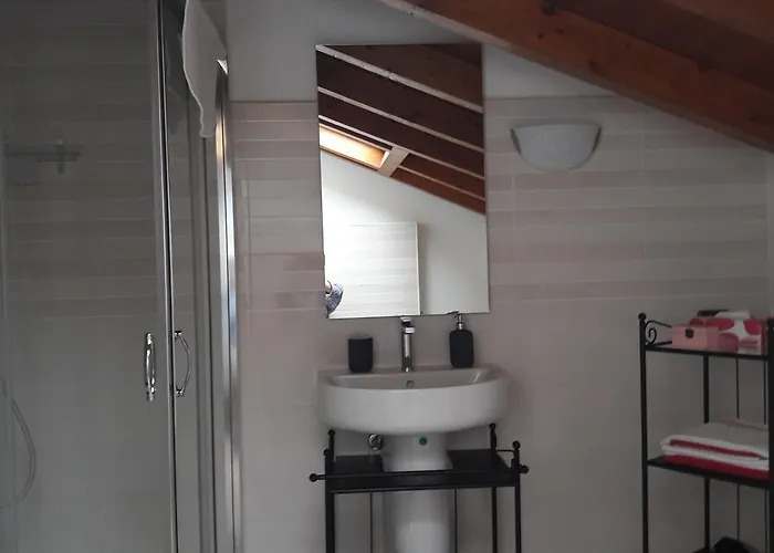 B&B Como Lake Cottage Лекко