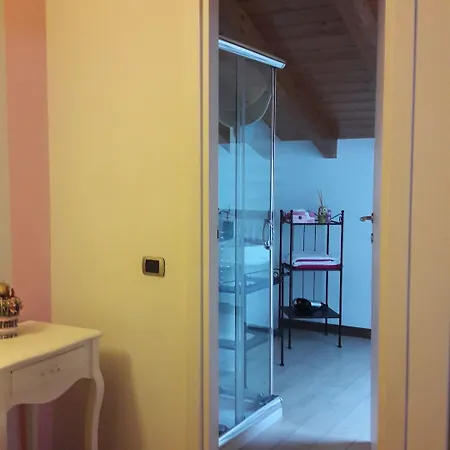 住宿加早餐酒店 B&B Como Lake Cottage