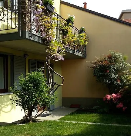 住宿加早餐酒店 B&B Como Lake Cottage 莱科