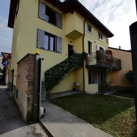 B&B Como Lake Cottage Frühstückspension